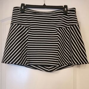 Candies black and white striped skirt - 13